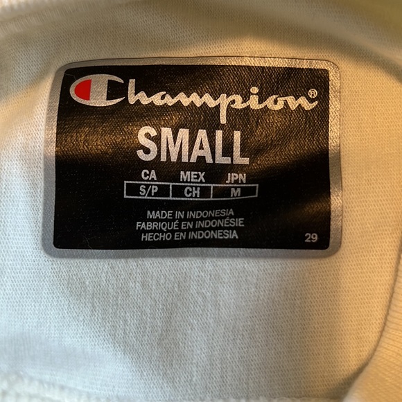 Champion Long Sleeve Crop T-shirt - only worn once - Picture 7 of 7